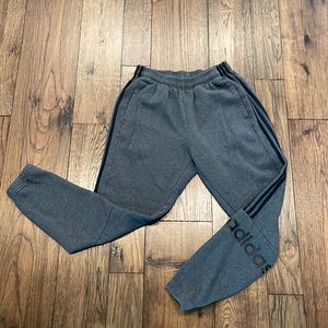 Adidas Men’s grey sweatpants size Medium
